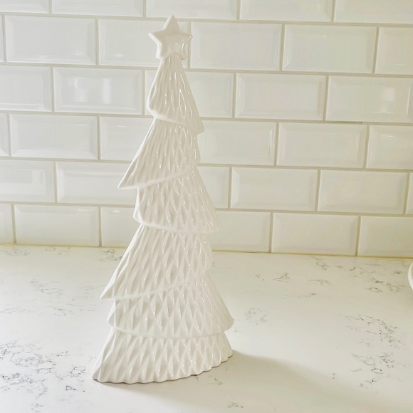HomeGoods White Ceramic Christmas Tree Tabletop - Picture 4 of 9